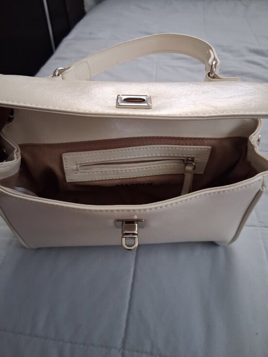 Handbags - women,s bag.